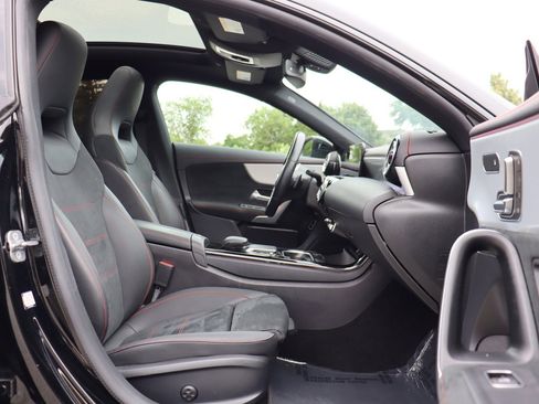 Used 2023 Mercedes-Benz CLA 250 4MATIC w/ AMG Line image 21