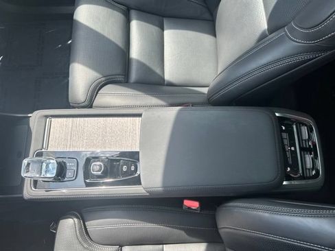 Used 2026 Volvo XC90 B6 Ultra AWD/4WD image 29