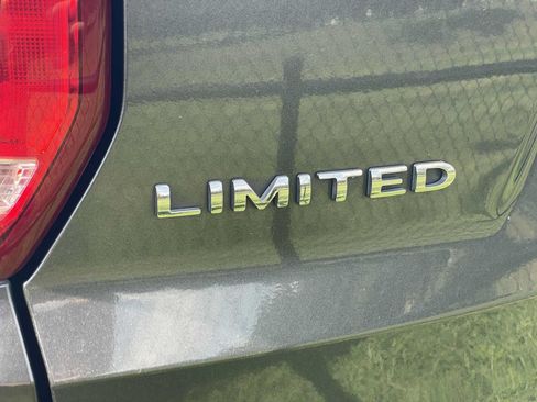 Used 2018 Ford Explorer Limited FWD image 6