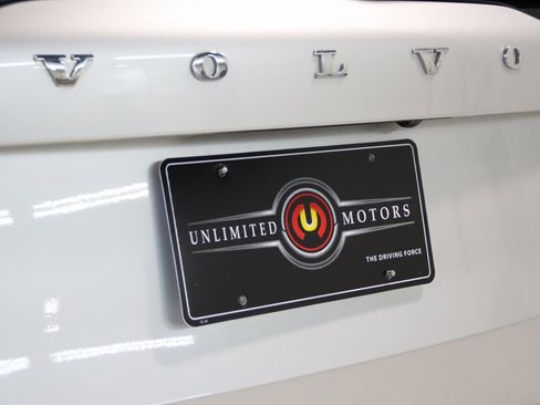 Used 2022 Volvo XC90 T6 Momentum w/ Advanced Package image 65