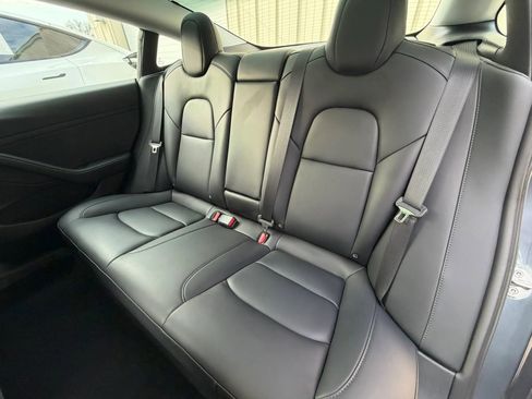 Used 2023 Tesla Model 3 Standard Range image 14