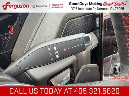 New 2026 GMC Yukon XL AT4 Ultimate AWD/4WD image 25