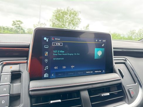 Used 2023 Chevrolet Tahoe RST RWD image 12