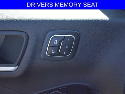 Used 2024 Ford Escape Platinum AWD/4WD image 5