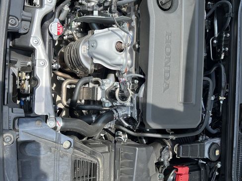 Used 2025 Honda Civic Sport image 36