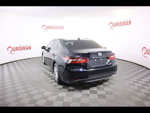 Used 2021 Toyota Camry LE FWD image 15