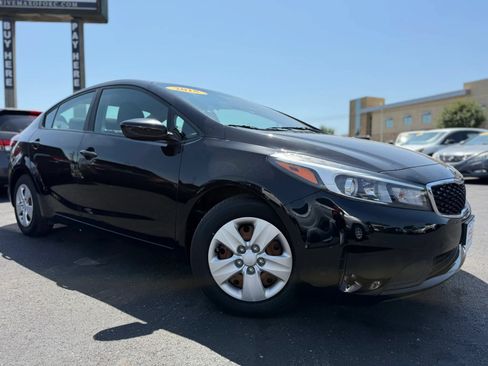 Used 2018 Kia Forte LX w/ LX Rear Camera Package FWD image 38