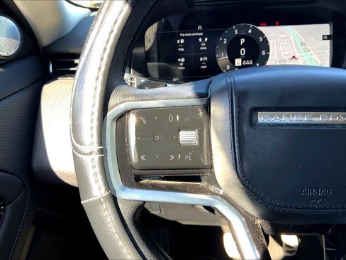 Used 2023 Land Rover Range Rover Evoque HST image 23