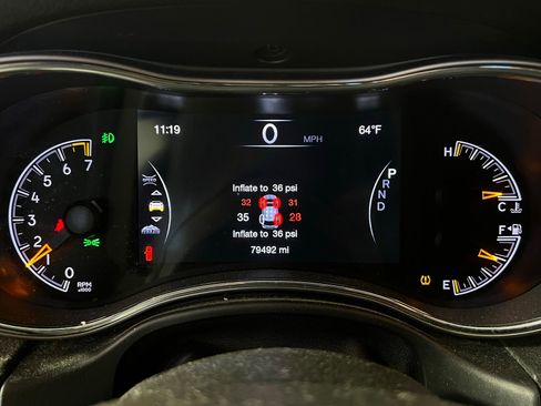 Used 2018 Jeep Grand Cherokee Laredo image 10