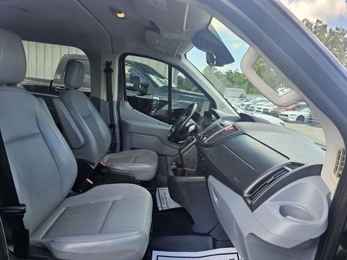 Used 2017 Ford Transit 150 XLT image 14