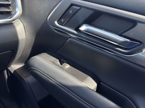 New 2026 GMC Terrain Elevation w/ LPO, Floor Liner Package FWD image 17