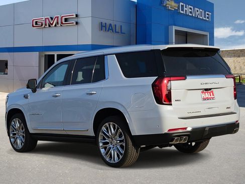 New 2026 GMC Yukon Denali w/ Denali Reserve Package AWD/4WD image 3