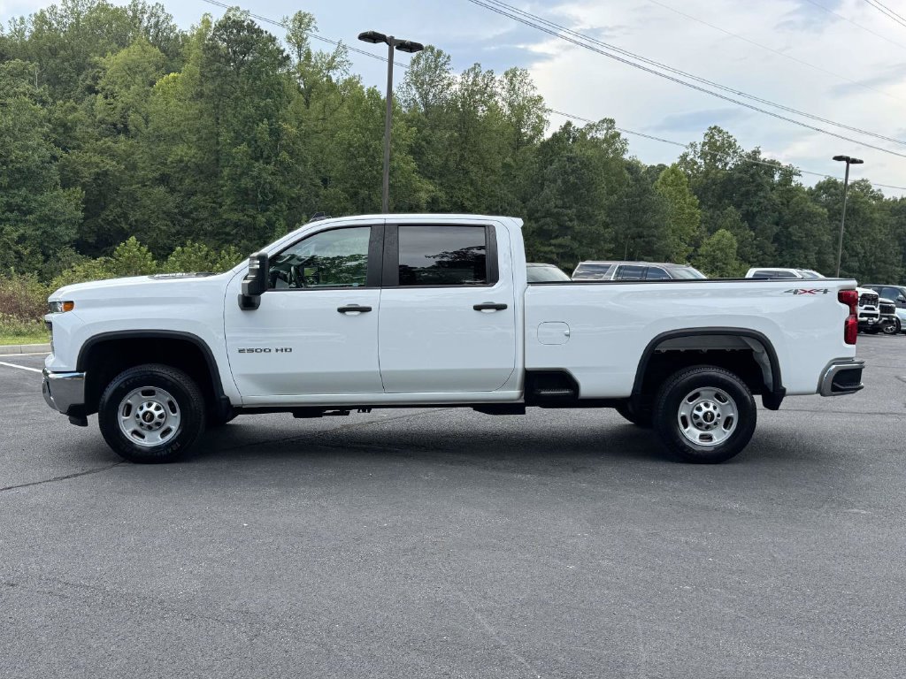 Used 2025 Chevrolet Silverado 2500 W/T w/ WT/CX Safety Package AWD/4WD image 25