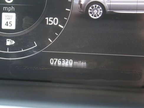 Used 2021 Land Rover Range Rover Sport HSE Silver Edition image 31