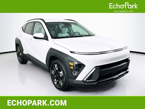 Used 2025 Hyundai Kona SEL image 1