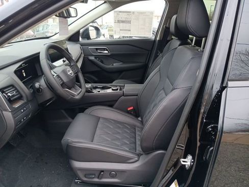 New 2026 Nissan Rogue Platinum w/ Platinum Premium Package image 12