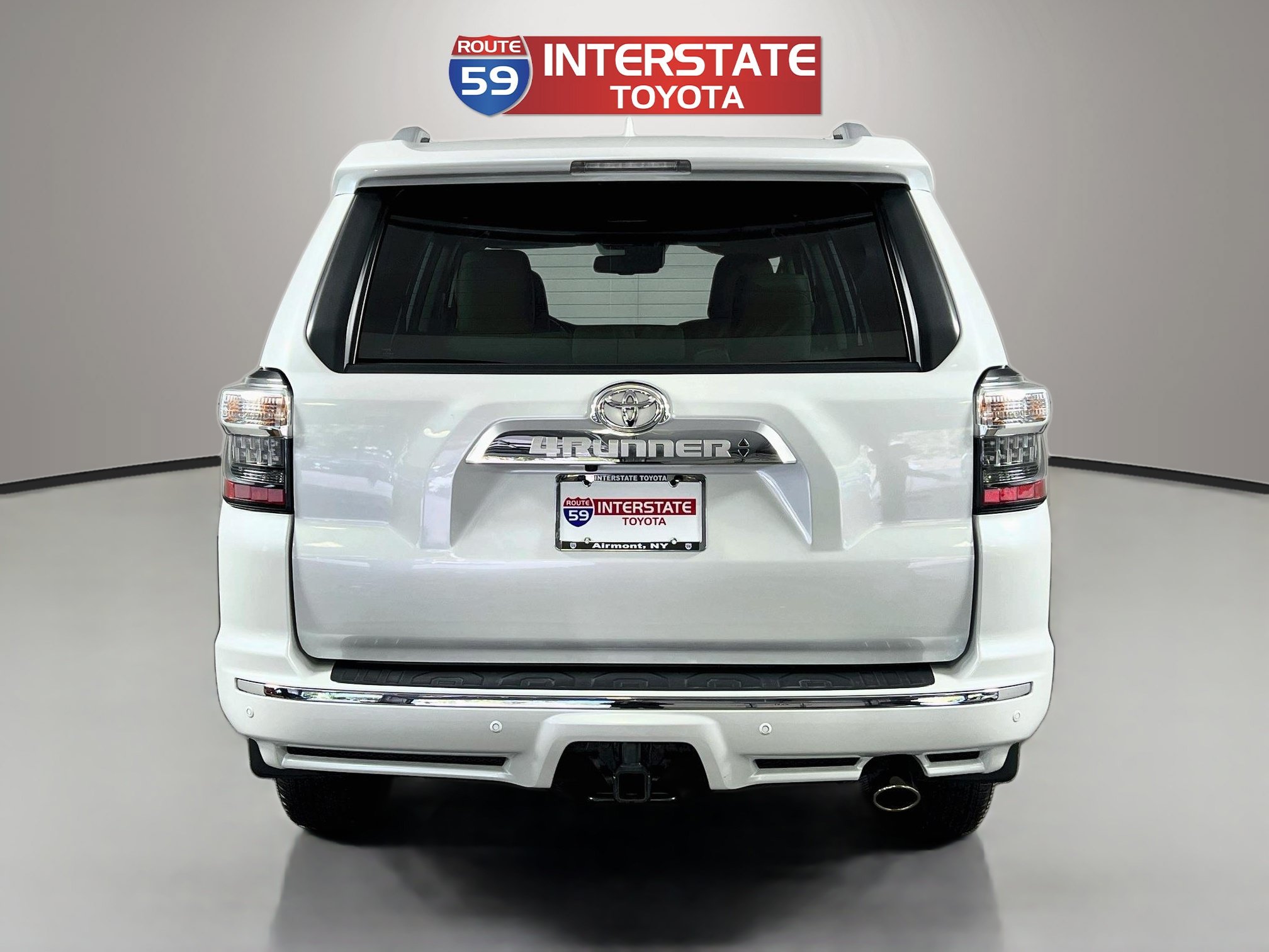 Used 2024 Toyota 4Runner Limited AWD/4WD image 6