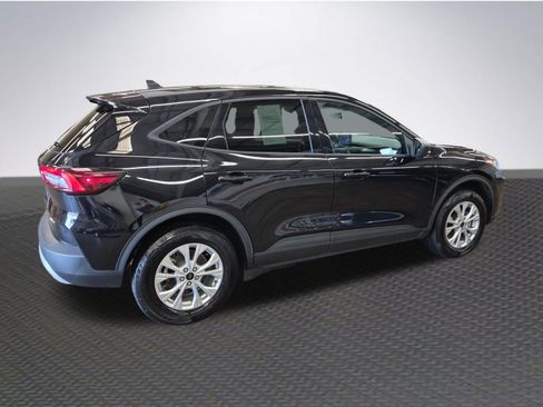 Used 2025 Ford Escape Active AWD/4WD image 4