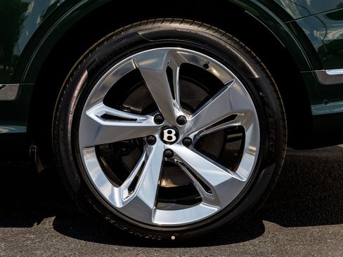 New 2026 Bentley Bentayga AWD/4WD image 11
