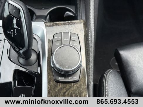 Used 2021 BMW 540i w/ M Sport Package RWD image 25