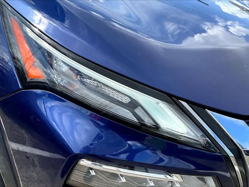 Certified 2023 Nissan Rogue SV FWD image 26