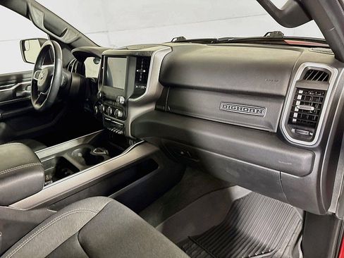 Used 2023 RAM 1500 4x4 Crew Cab image 27