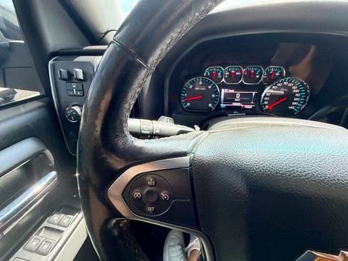 Used 2018 Chevrolet Colorado ZR2 w/ LPO, Premium Interior Package AWD/4WD image 24