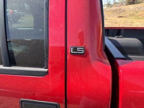 Used 2002 Chevrolet S10 Pickup LS w/ LS Preferred Equipment Group image 7