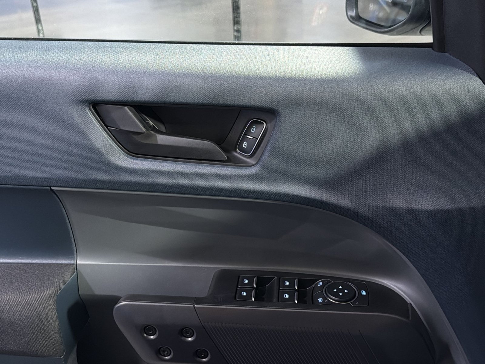 Used 2024 Ford Maverick XL FWD image 33