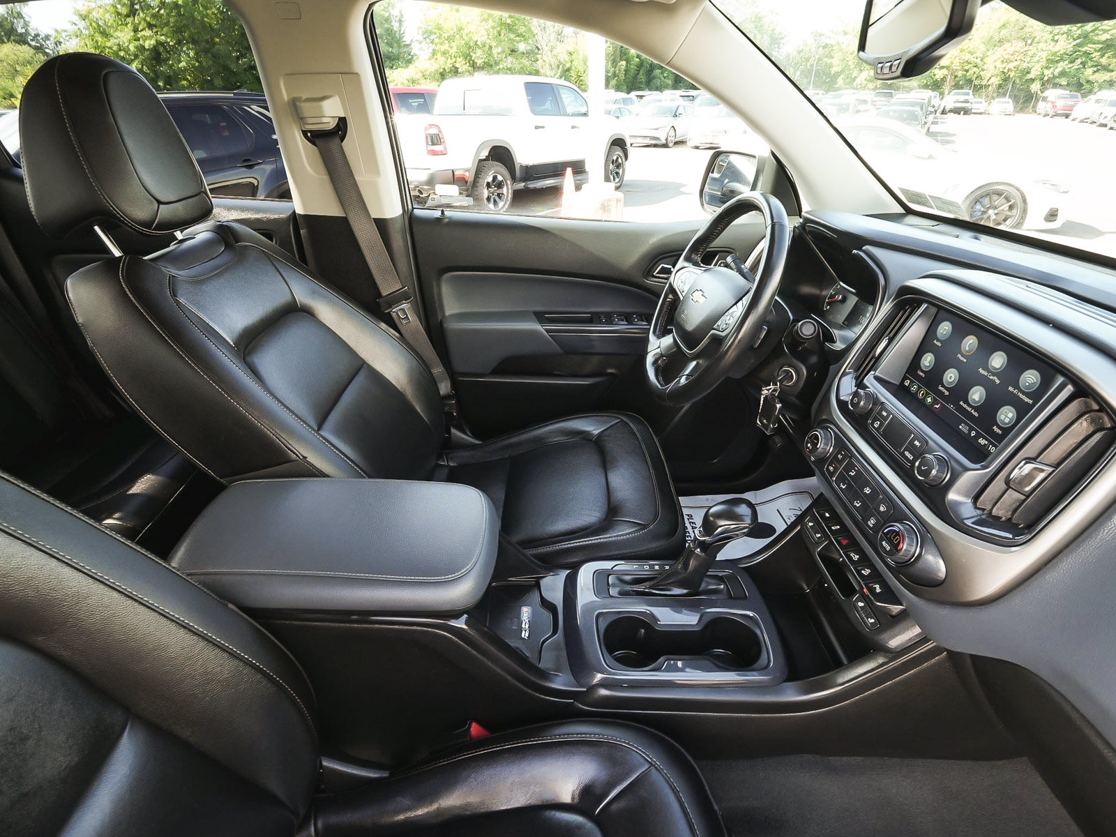 Used 2022 Chevrolet Colorado Z71 AWD/4WD image 42