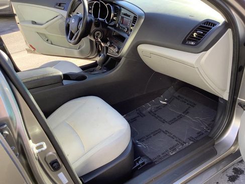 Used 2013 Kia Optima LX image 31