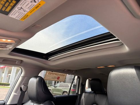 Certified 2025 Toyota Highlander XLE AWD/4WD image 20