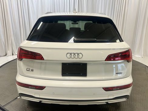 Used 2024 Audi Q5 2.0T Premium w/ Convenience Package AWD/4WD image 28