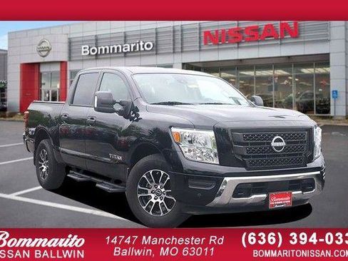 Used 2024 Nissan Titan SV w/ SV Convenience Package AWD/4WD image 1