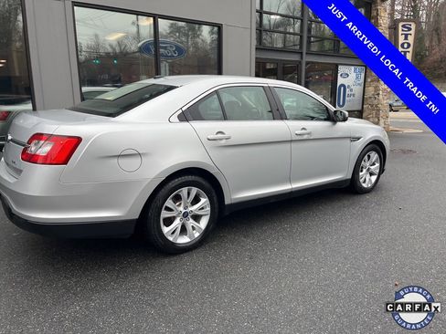 Used 2012 Ford Taurus SEL image 17