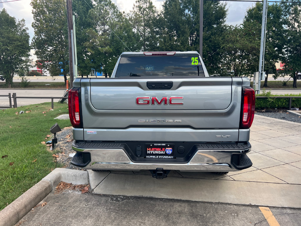 Used 2025 GMC Sierra 1500 SLT AWD/4WD image 12
