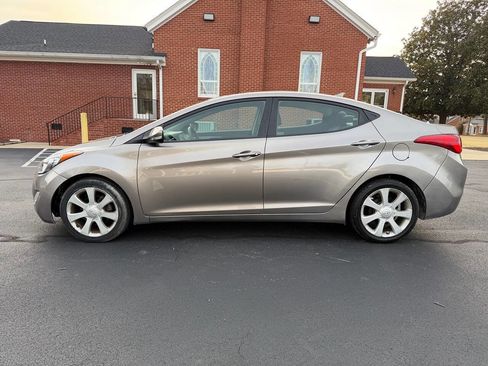 Used 2012 Hyundai Elantra Limited image 8