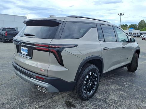 New 2026 Chevrolet Traverse Z71 w/ Enhanced Driving Package AWD/4WD image 4