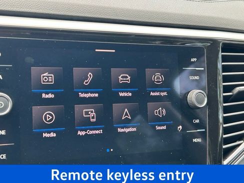 Certified 2023 Volkswagen Atlas SE AWD/4WD image 18