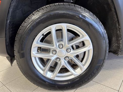 Used 2023 Jeep Grand Cherokee L Laredo w/ Trailer Tow Group (B) image 66