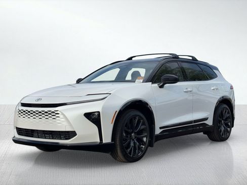 Certified 2026 Toyota Crown Signia Limited image 2