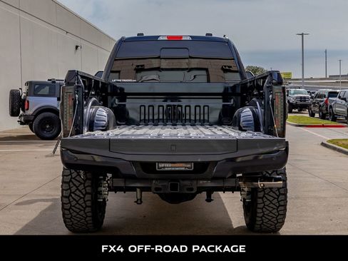 Used 2021 Ford F250 Lariat w/ Lariat Ultimate Package image 8