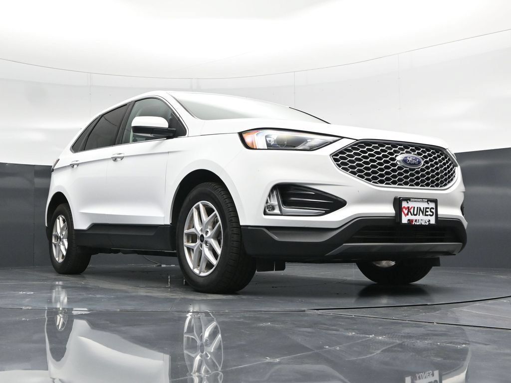 Certified 2024 Ford Edge SEL w/ Convenience Package AWD/4WD image 46