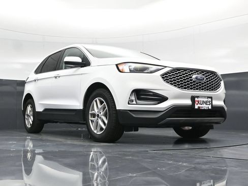 Certified 2024 Ford Edge SEL w/ Convenience Package AWD/4WD image 46