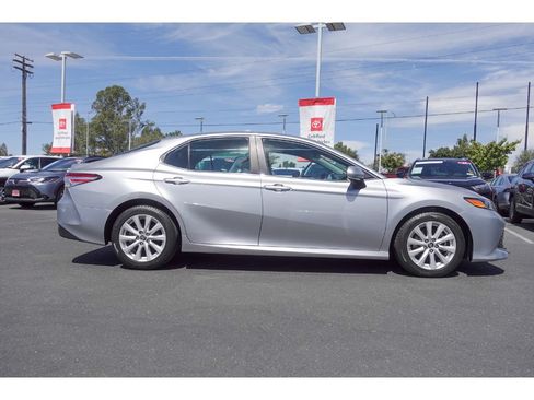 Certified 2019 Toyota Camry LE w/ Convenience Package FWD image 2