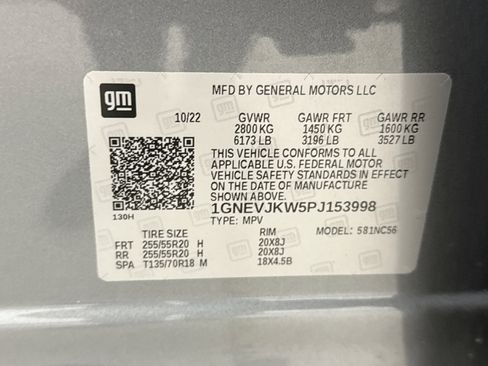 Used 2023 Chevrolet Traverse RS w/ LPO, Cargo Package image 26