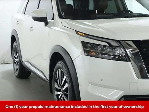 Certified 2024 Nissan Pathfinder Platinum w/ Cargo Package AWD/4WD image 11