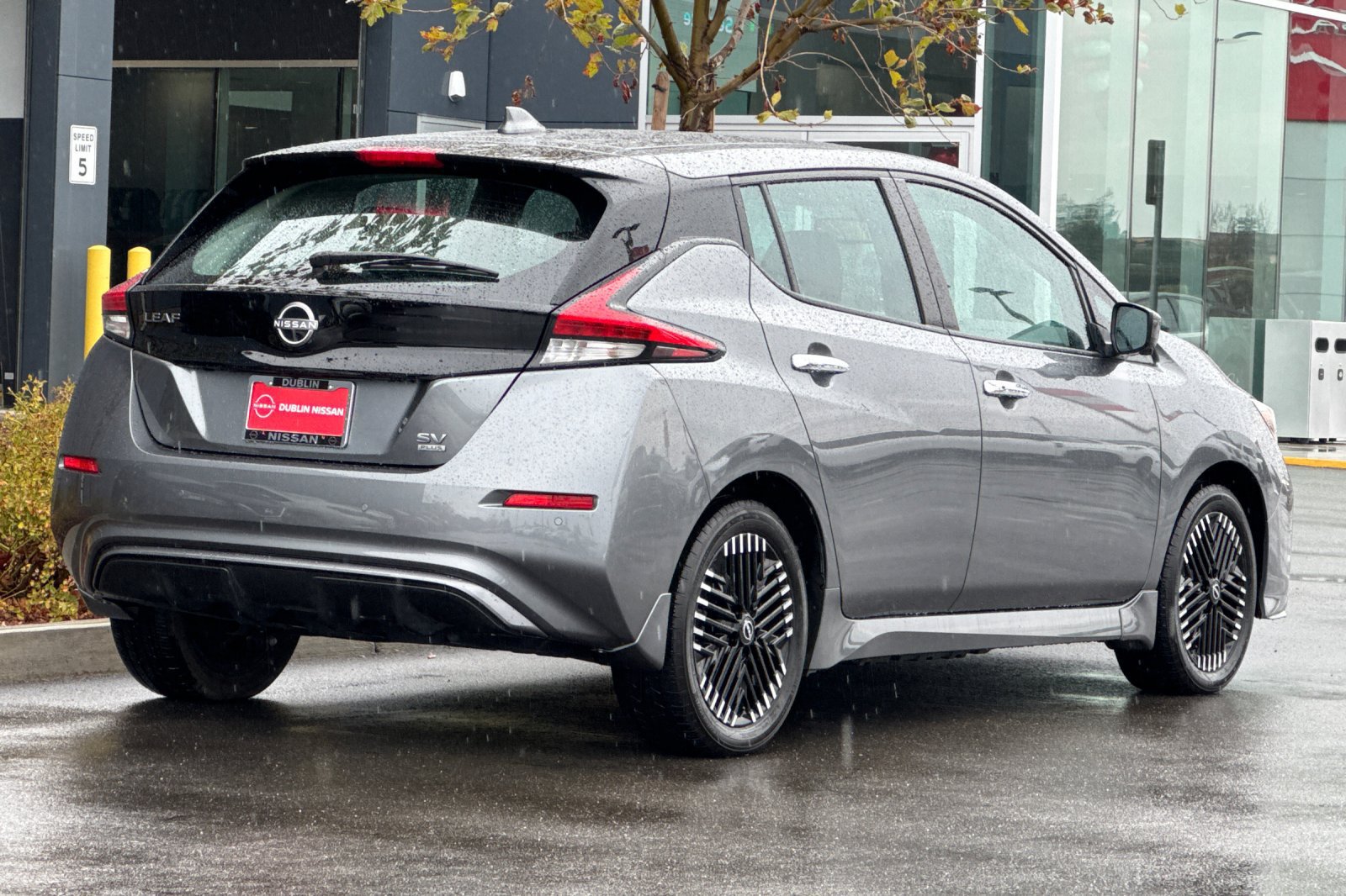 Certified 2025 Nissan Leaf SV Plus FWD image 4