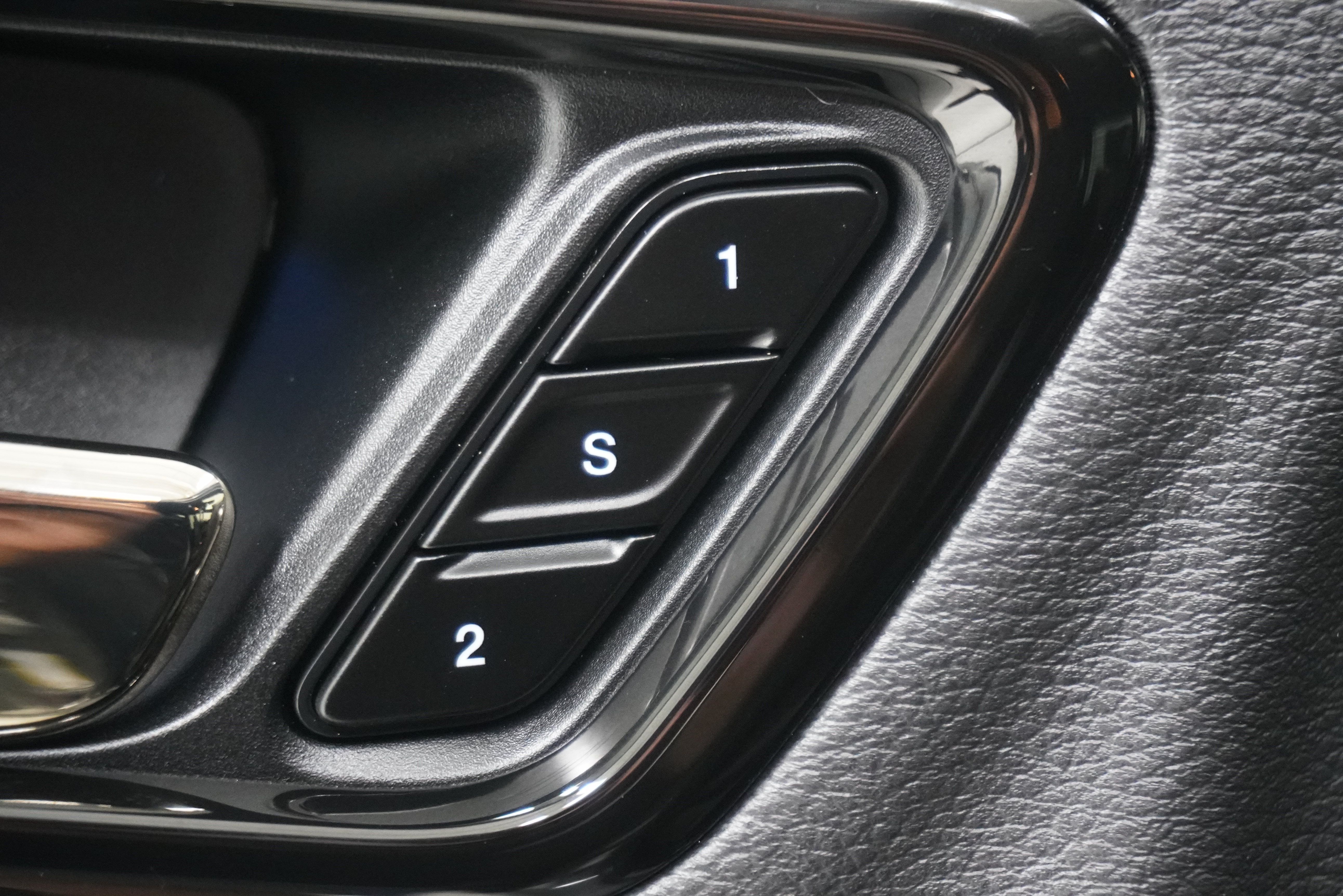 Used 2025 Dodge Durango R/T AWD/4WD image 19