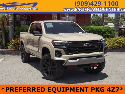 Used 2024 Chevrolet Colorado Z71 w/ Z71 Convenience Package 2 AWD/4WD image 1